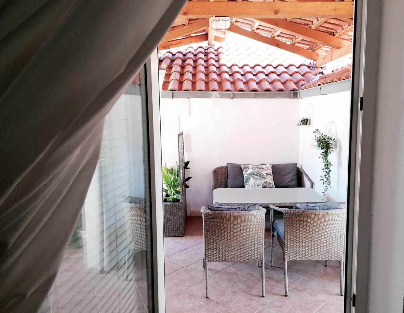 Apartments Natalia Супетар Номер фото